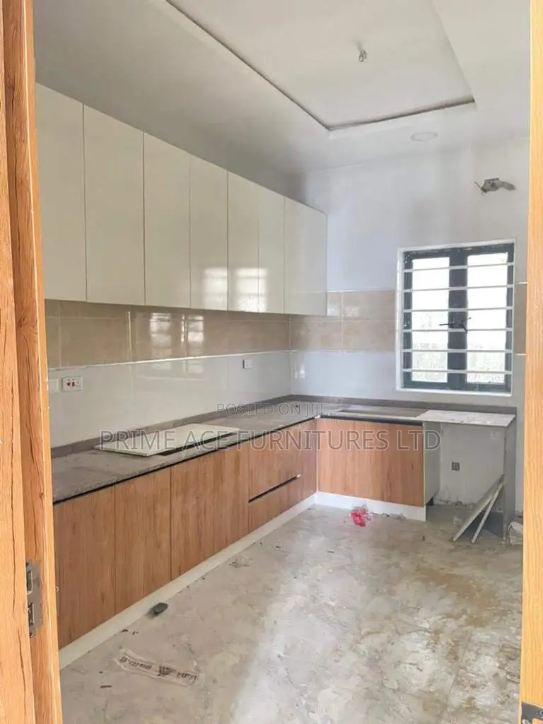 Luxurious Kitchen Cabinets