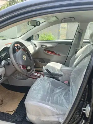 Toyota Corolla 2011 Black