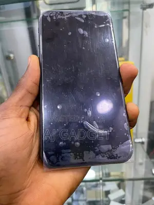 Apple iPhone 11 128 GB Black
