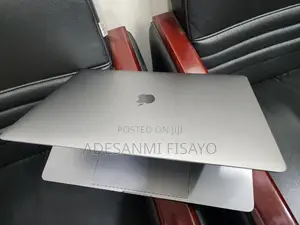 Laptop Apple MacBook Pro 2019 32GB Intel Core i7 SSD 1T
