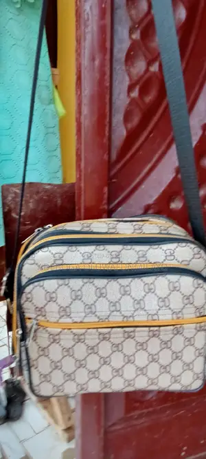 5 in 1 Zip Unisex Cross Body Bag