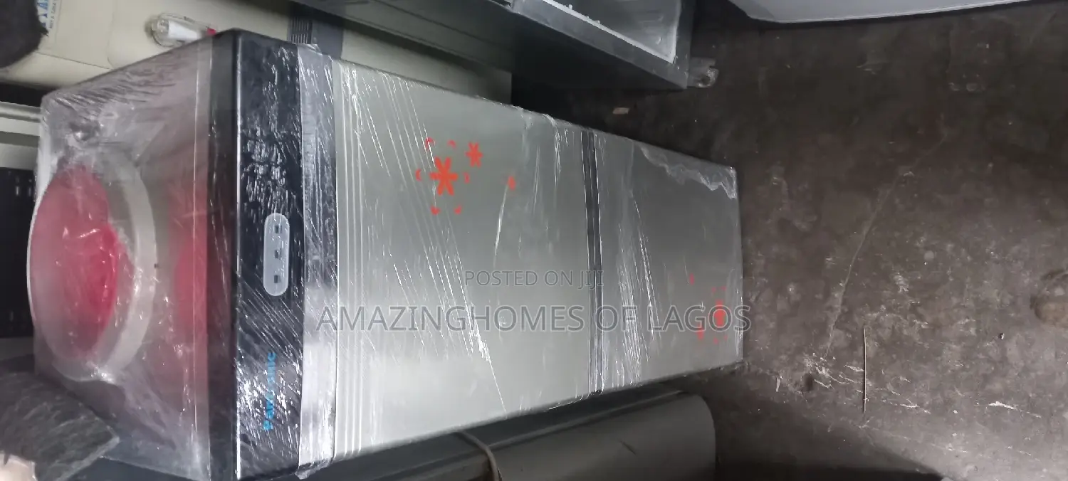 Double Door Dispenser