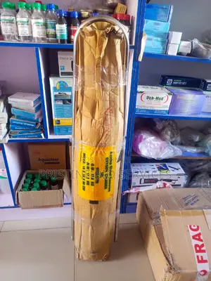 Oxygen Cylinder With Stand and Regulator
