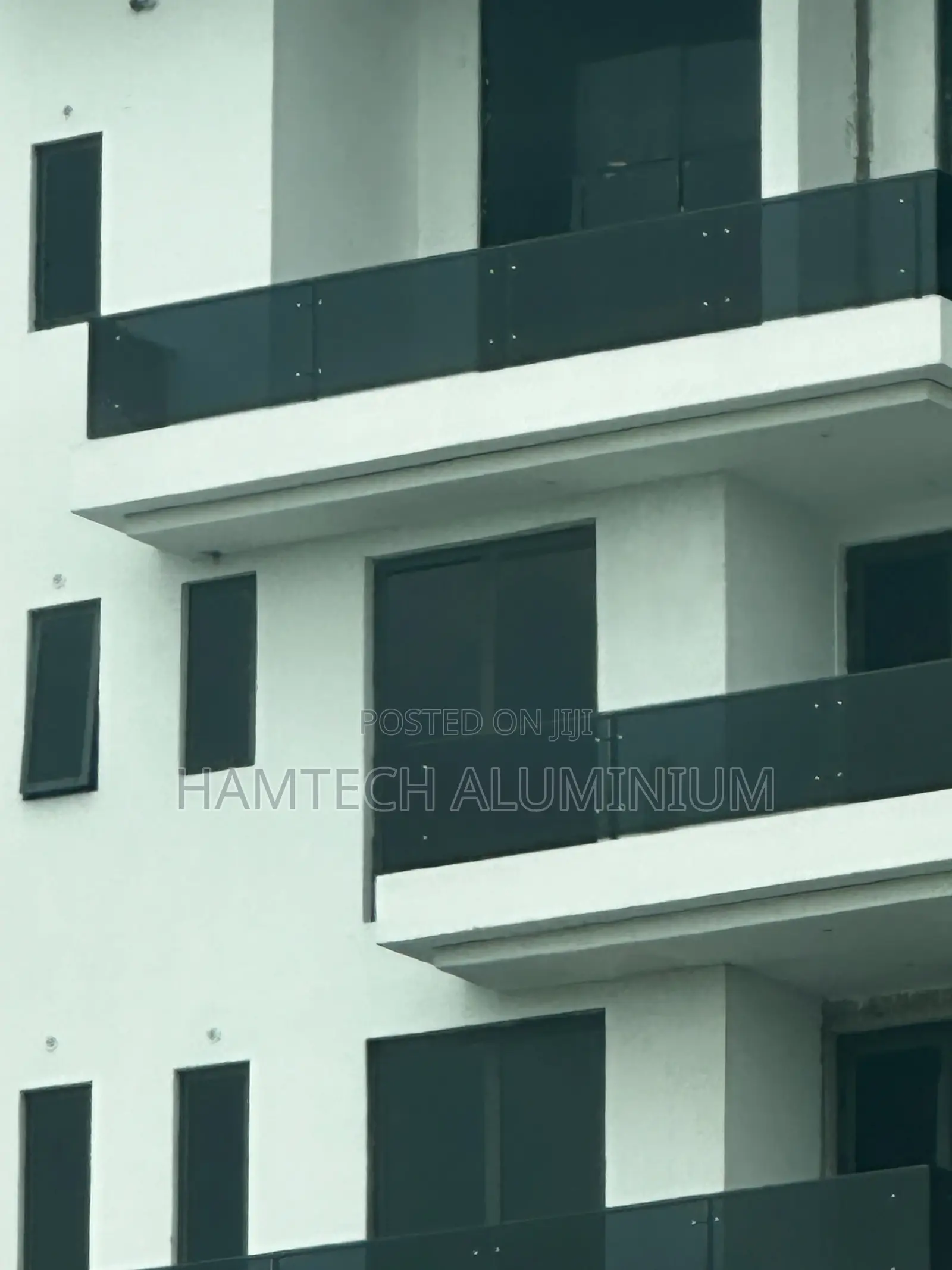 Grey 10mm Thick Tempered Glass Balcony Handrail