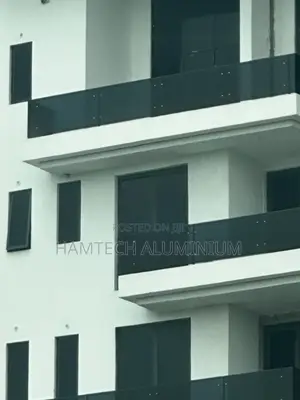 Grey 10mm Thick Tempered Glass Balcony Handrail