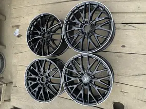 18 Rim Pure Black