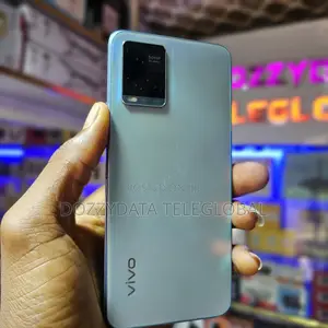 Vivo Y33s 128 GB