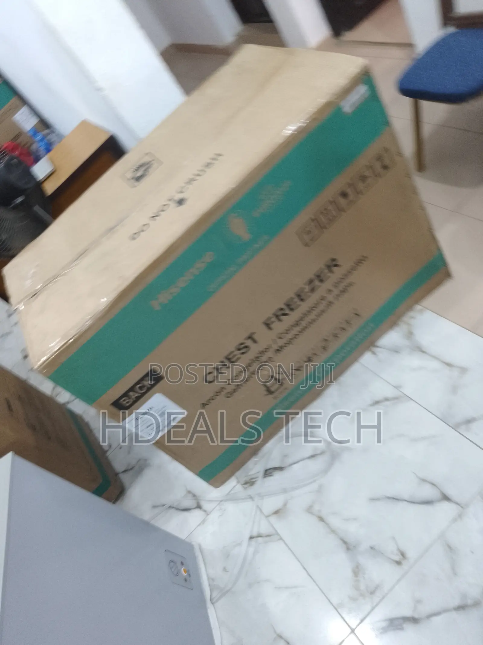 Hybrid Chest Freezer 300L | HISENSE.