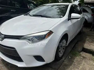 Toyota Corolla 2015 White