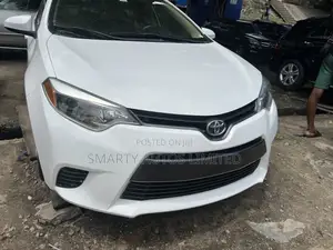 Toyota Corolla 2015 White