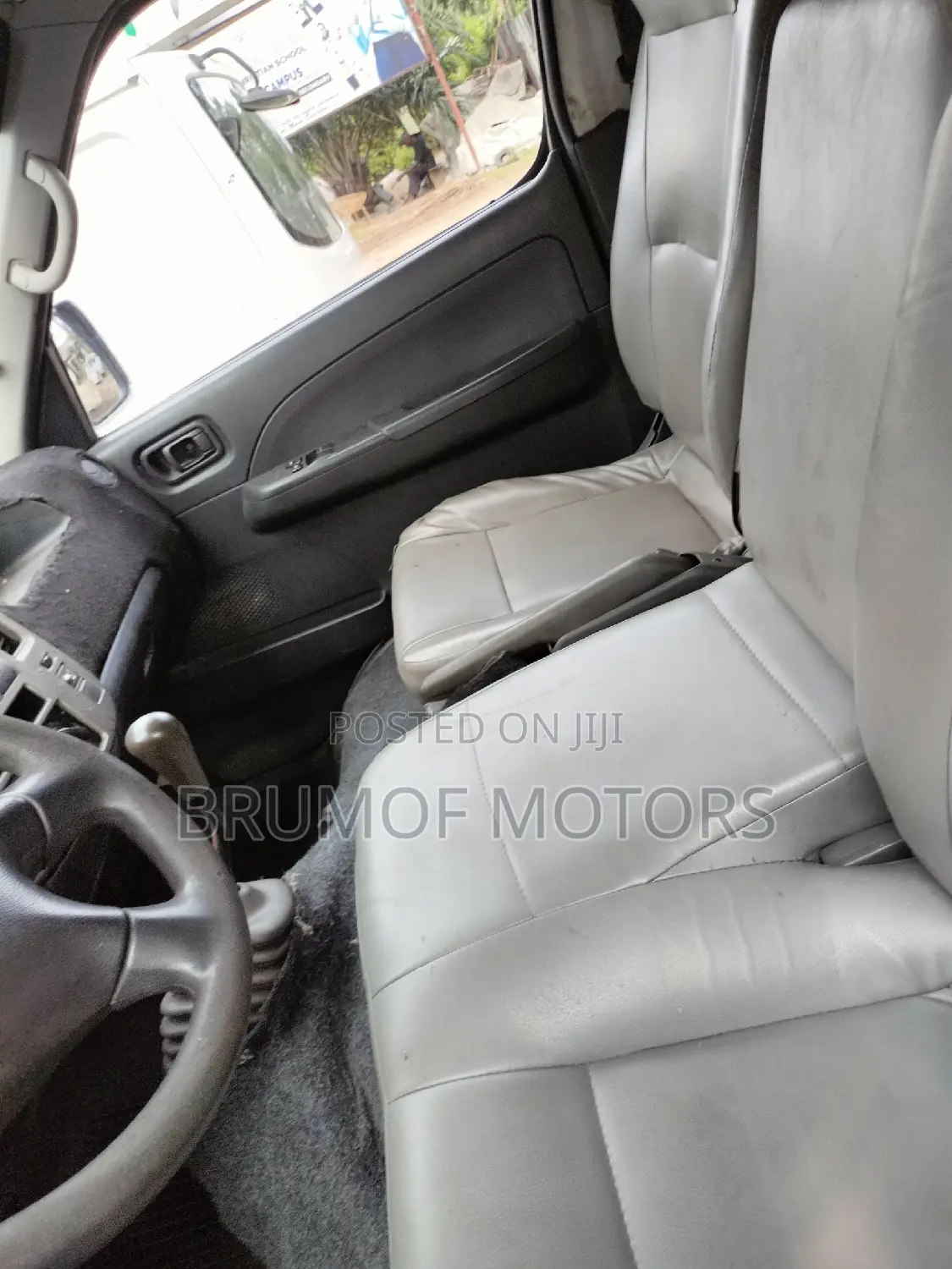 Nissan Serena 2005 White
