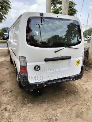 Nissan Serena 2005 White