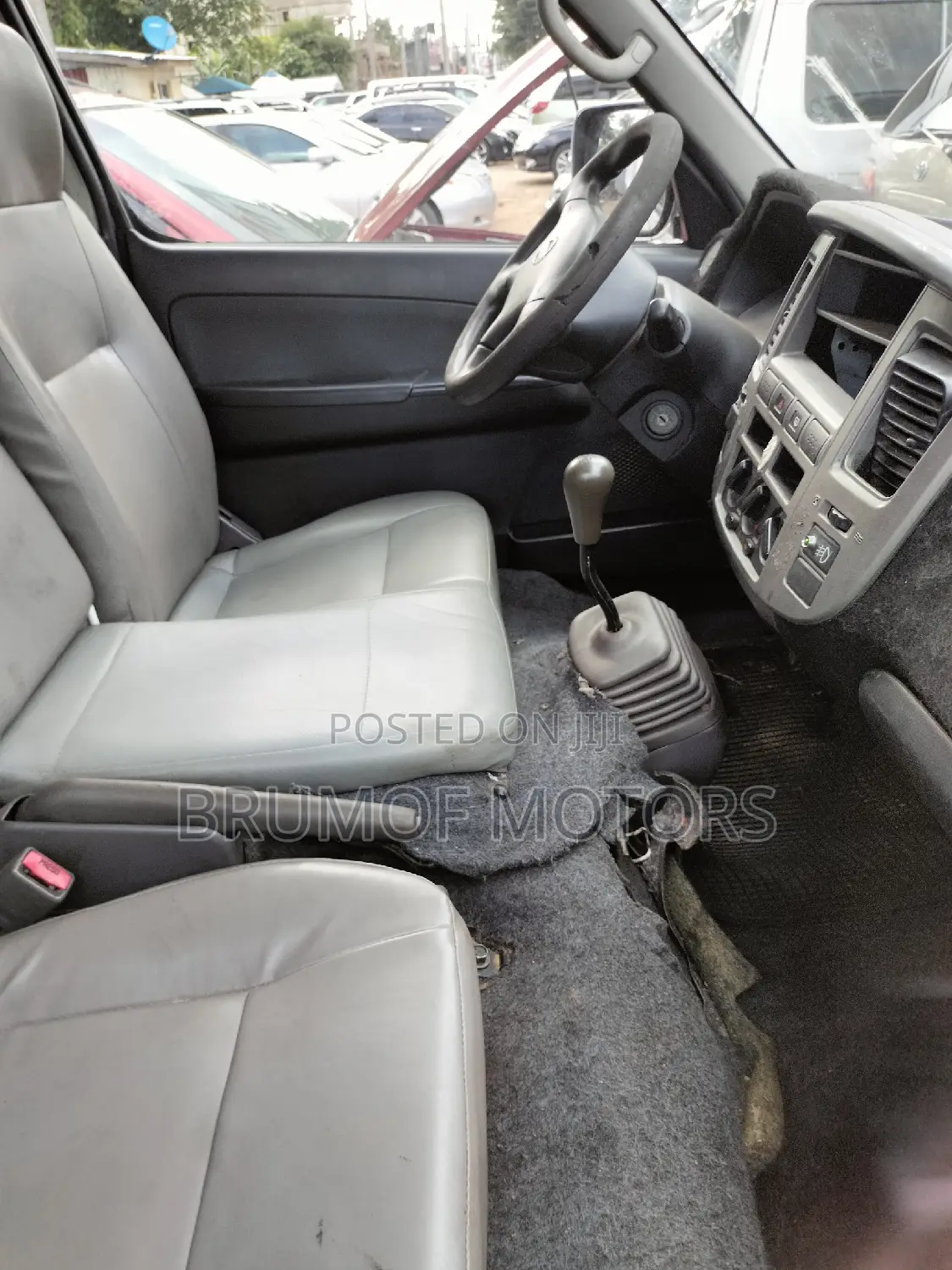 Nissan Serena 2005 White