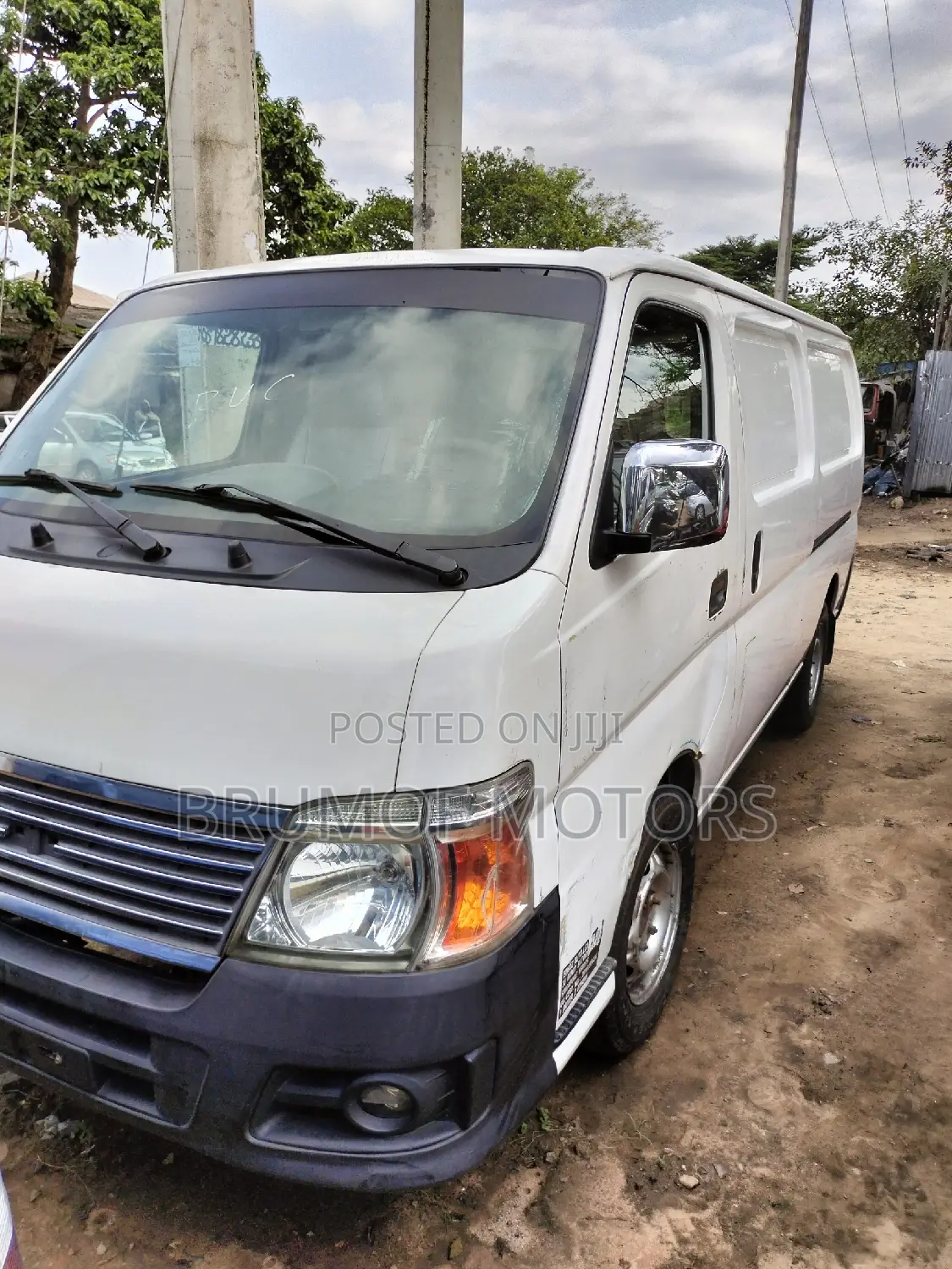 Nissan Serena 2005 White