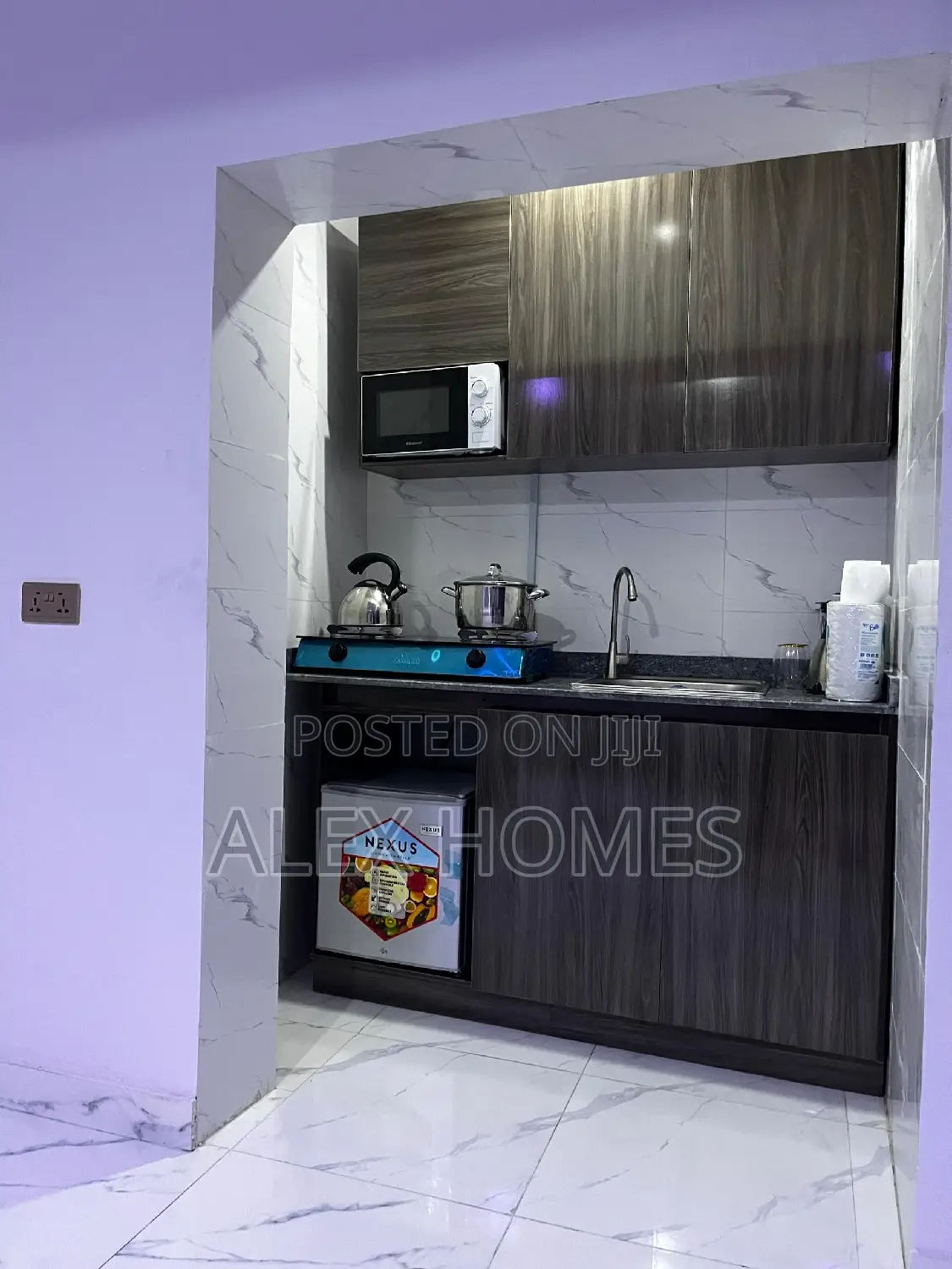 Studio Apartment