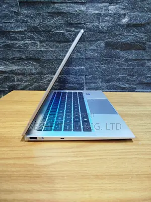 Laptop HP EliteBook x360 1030 G8 16GB Intel Core i7 SSD 512GB