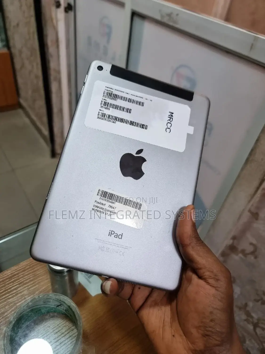 Apple iPad mini 4 128 GB Gray