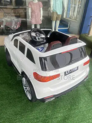Benz Lt 1198 12volt White