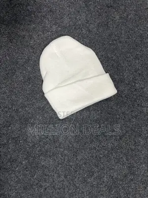 Photo - Stylish White Unique Beanie Head Wamer