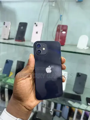 Apple iPhone 12 64 GB Black