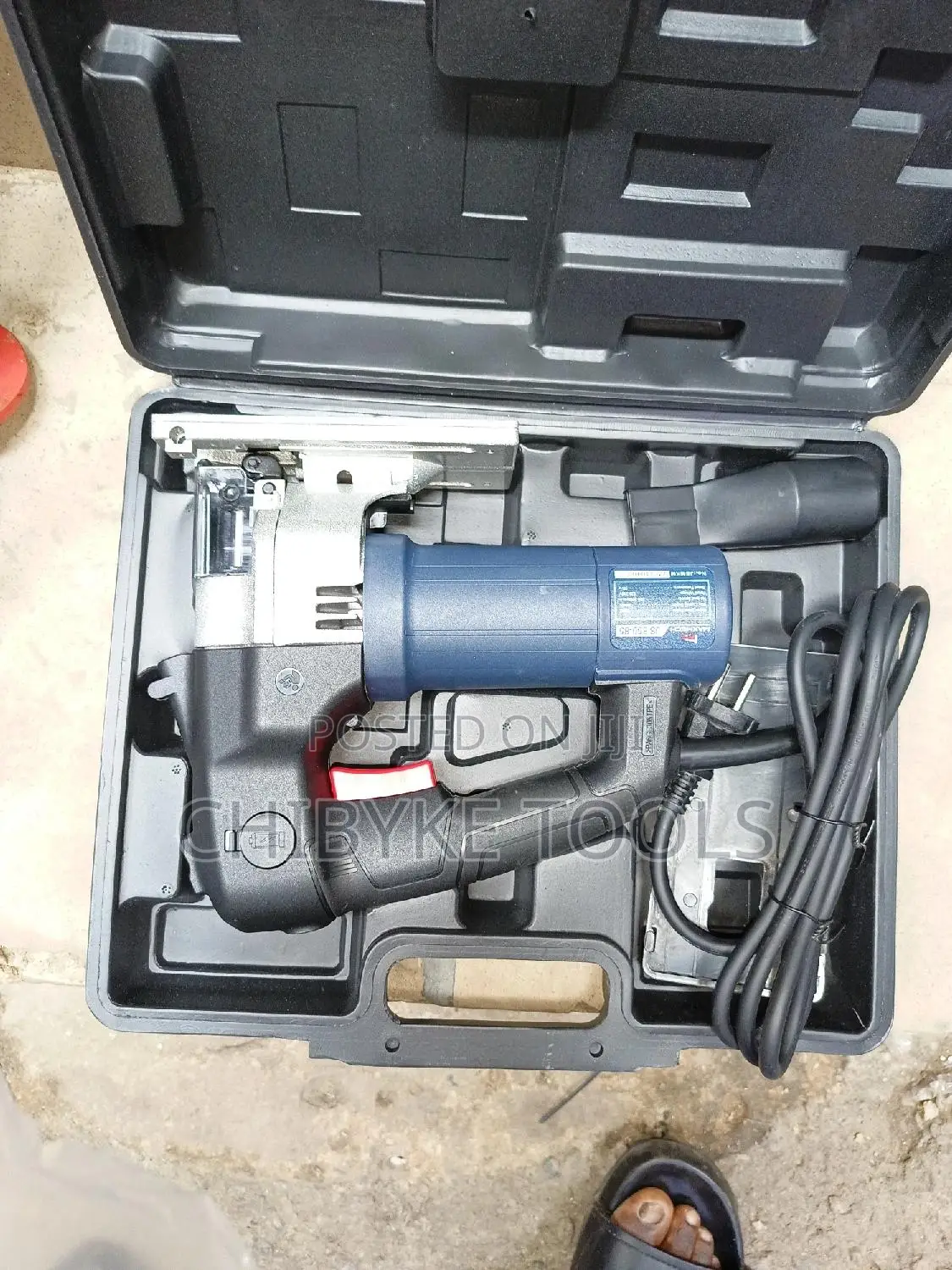 Jigsaw Machine
