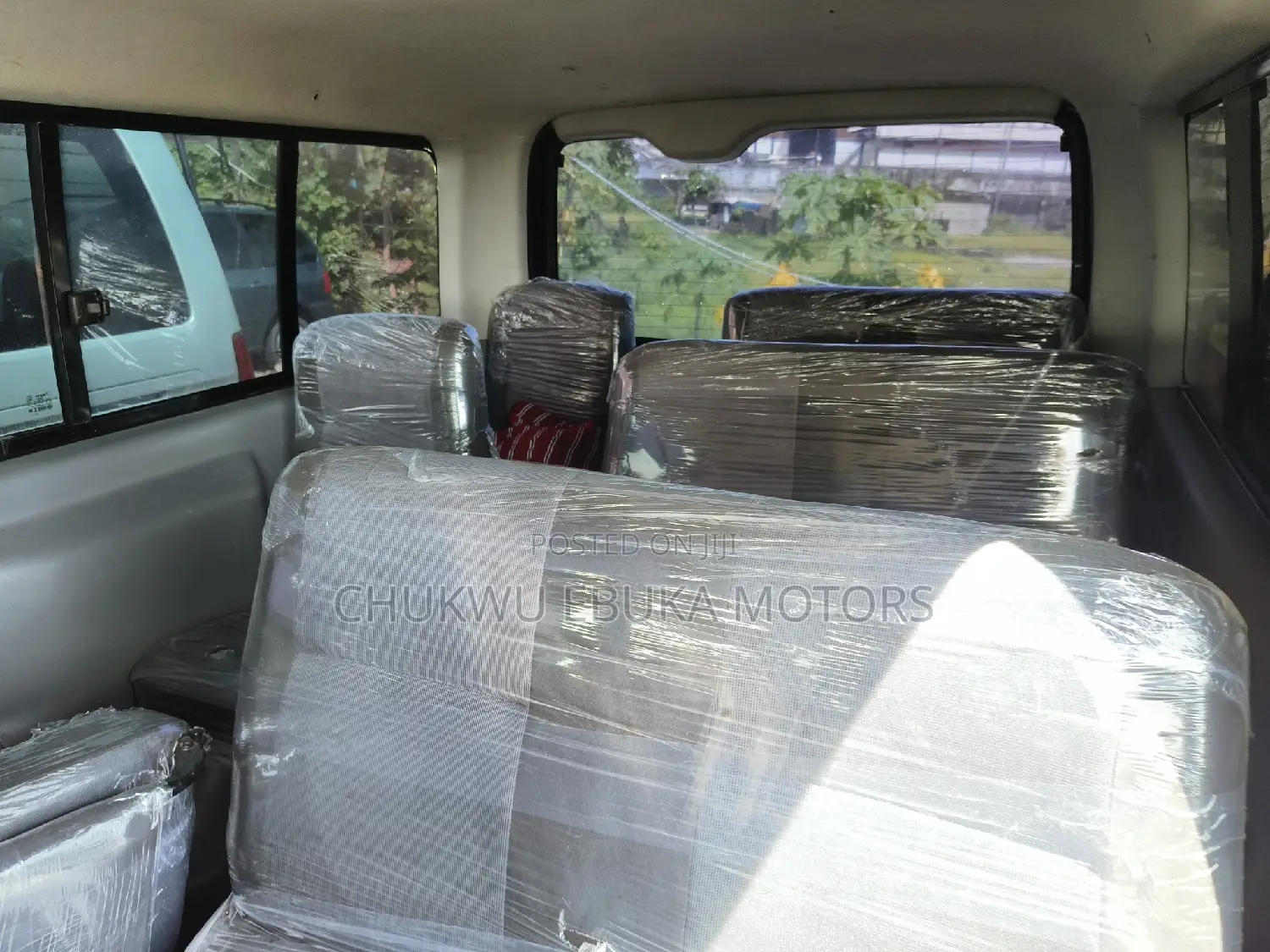 Toyota HiAce 2013 Grey