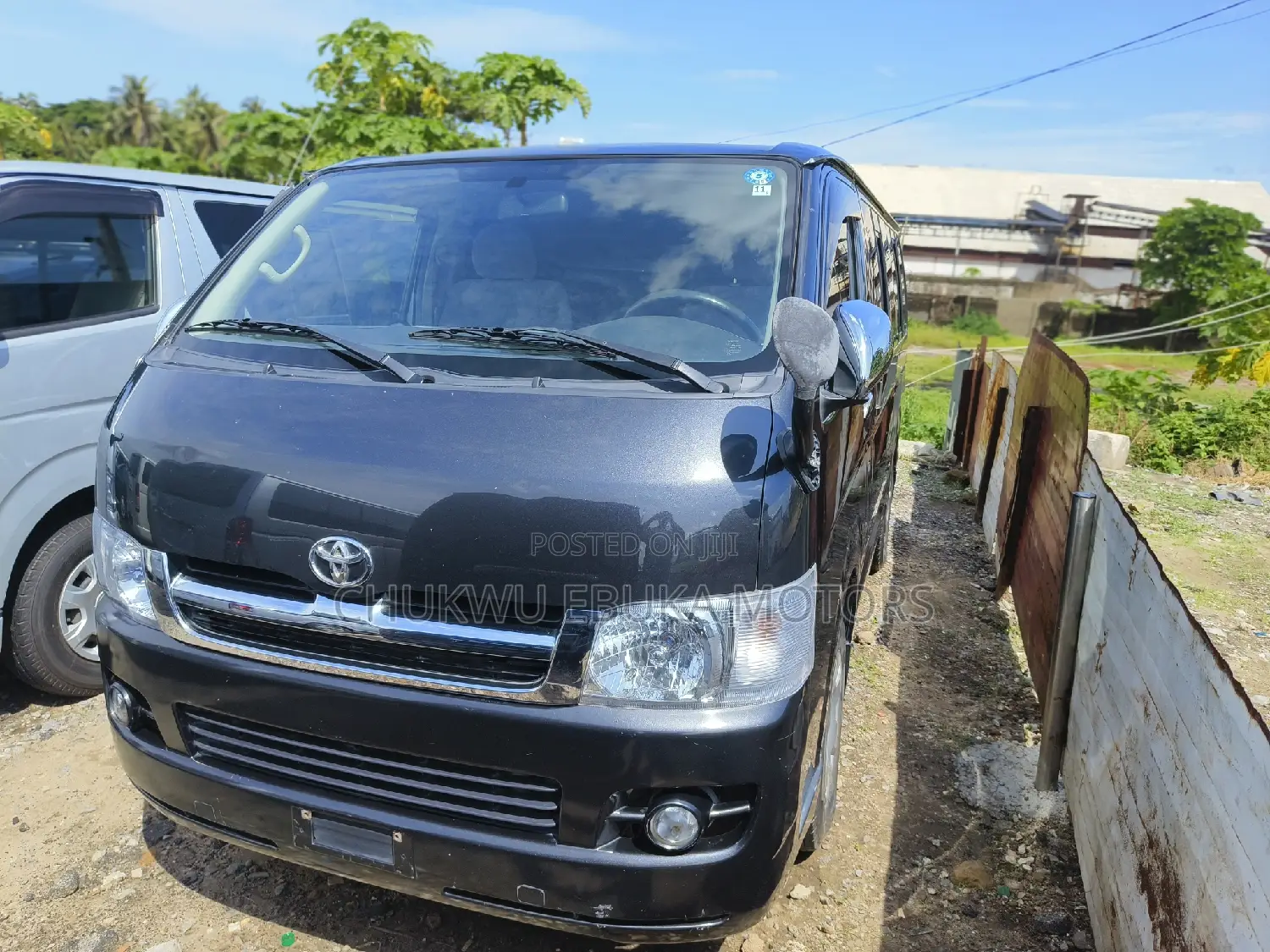 Toyota HiAce 2013 Grey
