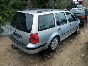Volkswagen Golf 2.0 FSI Comfortline 2004 Silver