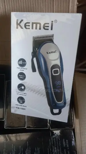 Rechargeable Clipper With High Cutting Precision/ Battery
