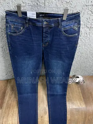 Classic Jean Model