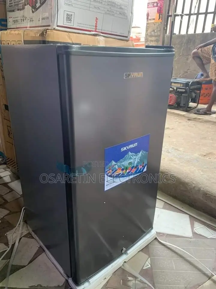 Skyrun Table Top Refrigerator
