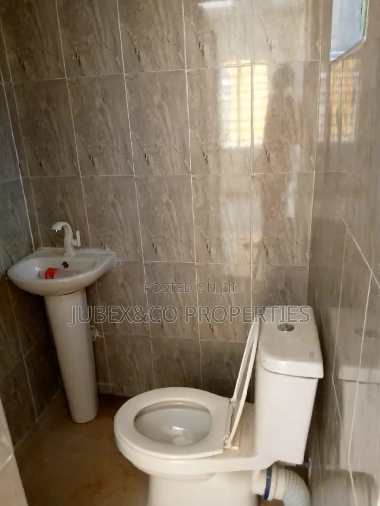 1bdrm Block of Flats in Ewekoro for sale