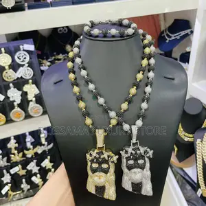 Luxury Cubic Zirconia Non Tarnish Neck Chain/Pendant Set