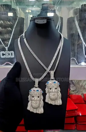 Luxury Cubic Zirconia Neck Chain/Pendant Set N170k Each