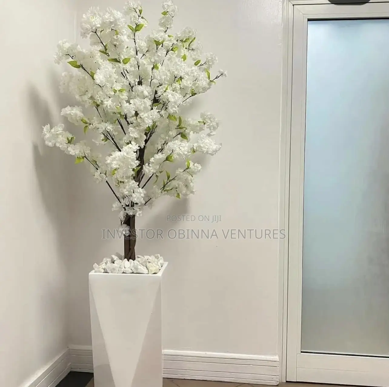 Artificial Luxury Flower With Vase