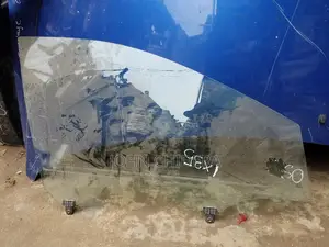 Front Door Glass for Hyundai Ix35