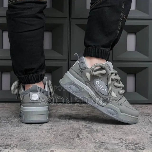 Ogiy High Quality Sneakers