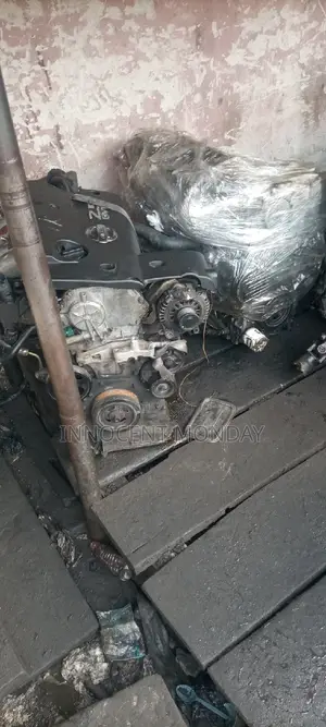 Nissan X-Trail 2006 Engine.