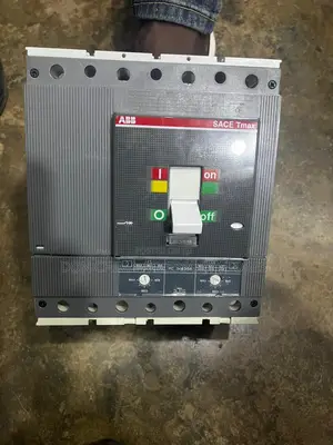 630amps Abb Breaker