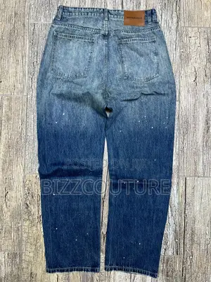 Original PREMIUM LUXURY BAGGY JEANS Available in Store