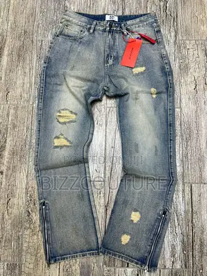 Original Premium Luxury Baggy Jeans Available in Store