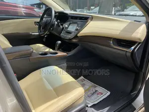 Toyota Avalon 2015 Gold