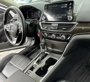 Honda Accord 2019 White