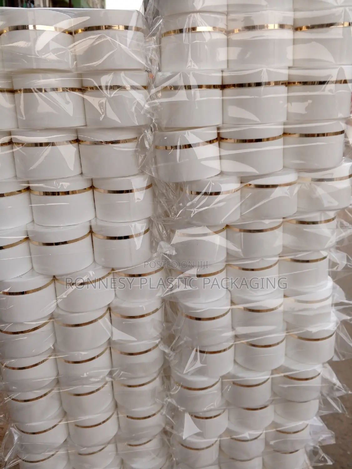 Face Cream Cosmetics Container