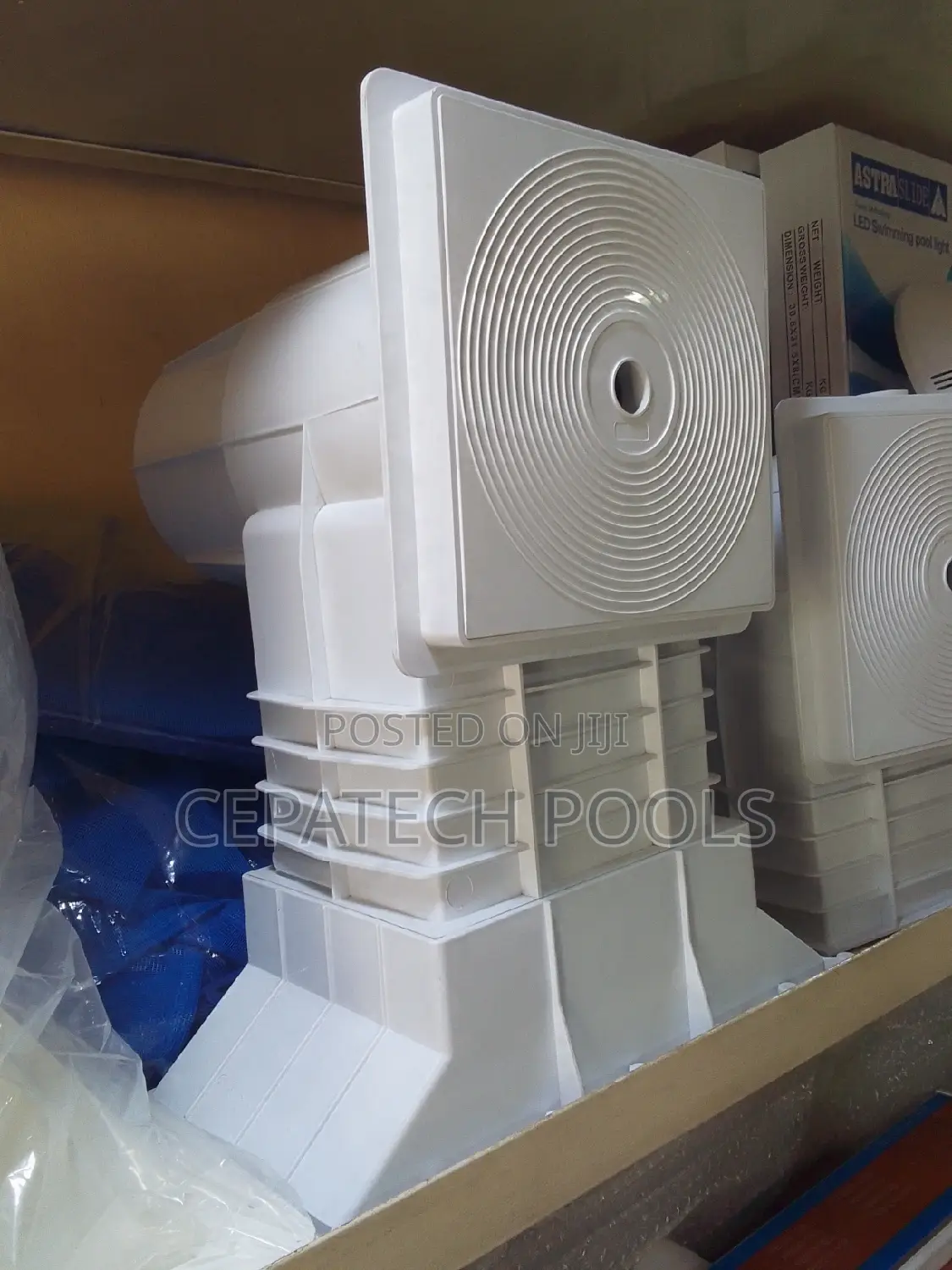 Swimming Pool Skimmer (Medium)
