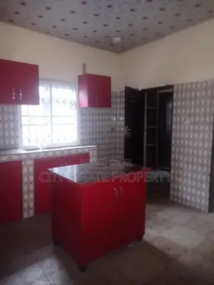 4bdrm Bungalow in Nddc Estate, Port-Harcourt for rent