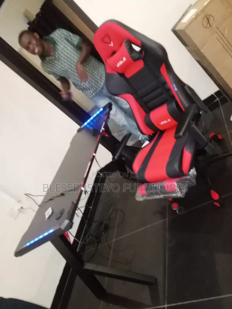 Game Chair and Table 1.4 Meter Size Table