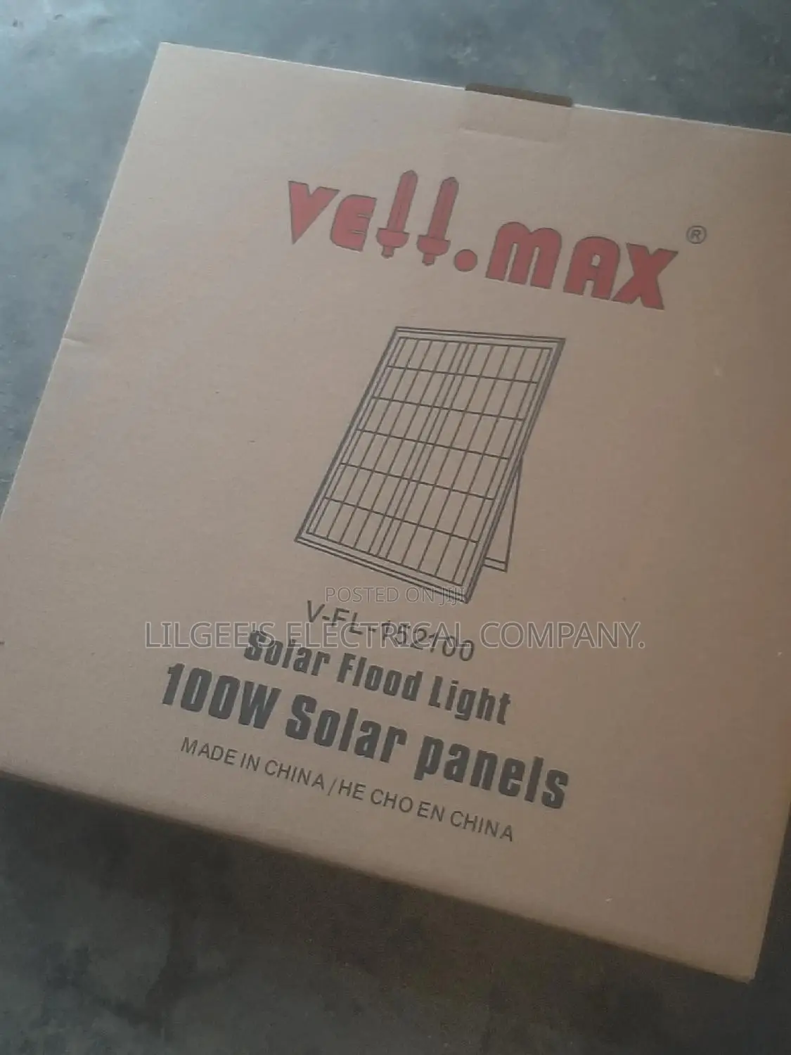 Original Vellmax Solar Flood Light With Remote Control