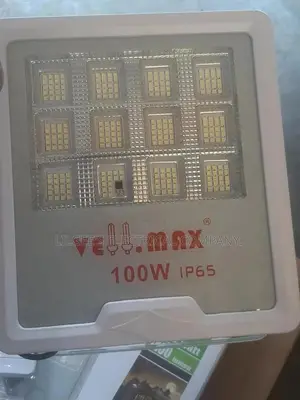 Original Vellmax Solar Flood Light With Remote Control