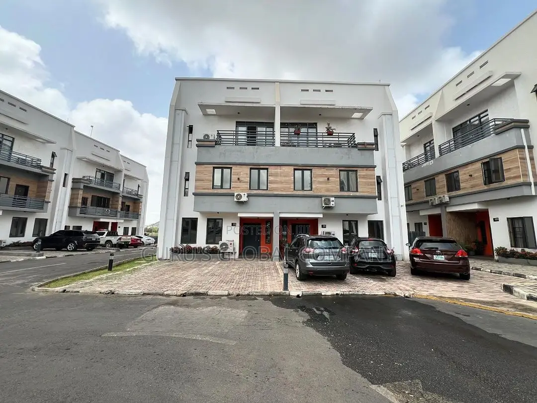 5bdrm Duplex in Jabi for sale